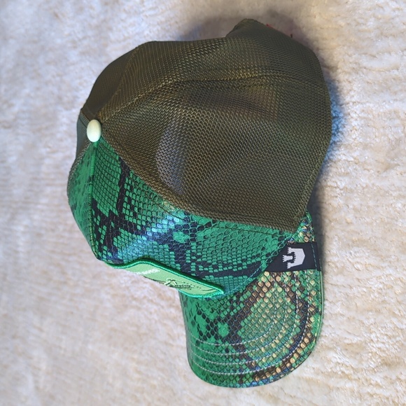 Goorin Bros Grasshopper Animal Farm Snapback Trucker Hat - Picture 3 of 6